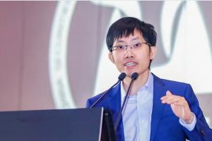 忙着做量化？多次跳票后梁文峰回应DeepSeekV4发布时间：4月下旬正式发布 - 资讯配图