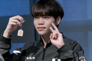 毁我许哥基业！Siwoo维鲁斯帮完送 冒进害SMK卡牌 团战毫无作用 - 资讯配图