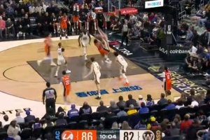 风云突变！马瑟林强杀篮下顶着防守打进 快船领先7分打停勇士 - 资讯配图