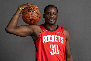 到底谁强？美媒：过去两场比赛卡佩拉得分都超过了艾顿 - 资讯配图