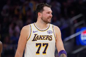 周最佳提名：东契奇、杜兰特、亚历山大、库明加、米勒在列 - 资讯配图