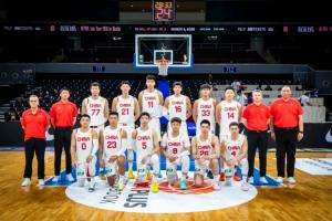 贺希宁晒大合照庆祝两连胜！胡明轩评论：乐邦詹士先生 - 资讯配图