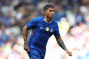 辛克莱尔:拿恩佐与兰帕德比较无意义,他应挑战每赛季进球上双 - 资讯配图