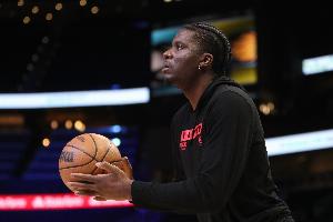 帕金斯:卡佩拉成为了自己角色上的明星 仅凭此就挣了1.5亿 - 资讯配图