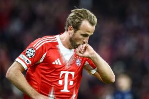 凯恩本赛季37场正式比赛打进45球，打破个人单赛季俱乐部进球纪录 - 资讯配图