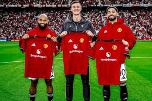 2.2亿三叉戟值不值?姆伯莫10球3助,舍什科9球1助,库尼亚6球2助 - 资讯配图