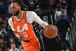 正负值-11！加兰首秀半场3中1拿到5分1助 有3失误 - 资讯配图