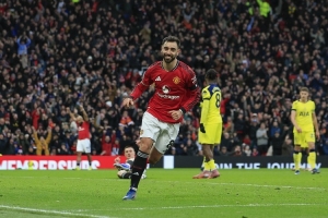 曼晚为曼联评分：肖4分最低 约罗5分，B费 舍什科8分并列最高 - 资讯配图