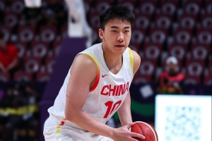 解说:中国男篮需要有支配球能力的锋线球员 王俊杰有大将风范 - 资讯配图