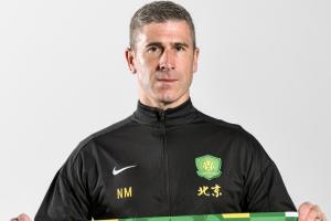 首秀开门红!44岁蒙哥马利夺得国安生涯首冠,执教生涯第二冠 - 资讯配图