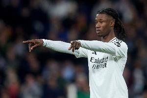 马卡:卡马文加因牙痛缺席皇马训练 赫伊森可能进入球队大名单 - 资讯配图