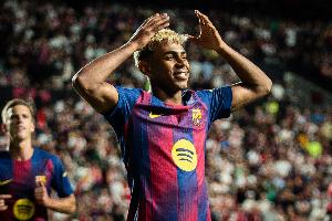 亚马尔本赛季西甲已进12球,成为历史第5位单赛季10+球的U19球员 - 资讯配图