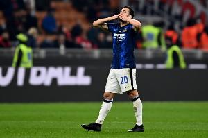 恰尔汗奥卢：打进点球给了我动力 德比战我只想不要受伤仅此而已 - 资讯配图