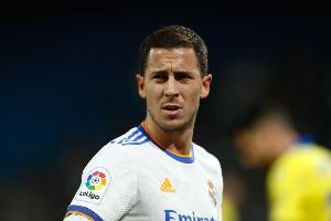 阿扎尔:加盟皇马并非为了替代C罗,他进球如麻而我有时1球也难进 - 资讯配图