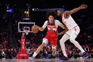 周一竞彩篮球强档：火箭起伏不定 奇才小将当家 - 资讯配图