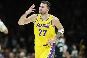 东契奇:我们这场特别想赢 我们满意自己的表现 - 资讯配图