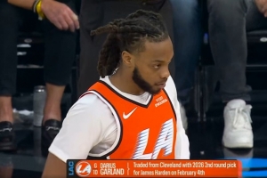 终于来了！加兰替补登场迎快船首秀 此前伤缺一个多月 - 资讯配图