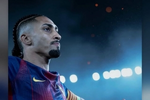 亚马尔同款!拉菲尼亚战马竞前社媒:1%的可能性,99%的信念 - 资讯配图