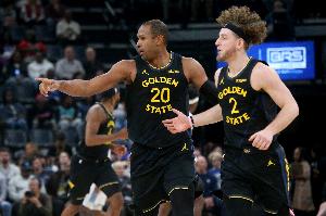 勇士半场三分24中5!媒体人:曾经的三分大队 球员现在没投篮能力 - 资讯配图