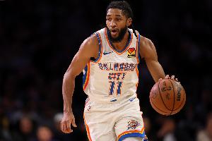 三分7中3!亚历山大:乔能和联盟最顶级射手投得一样准 我不意外 - 资讯配图