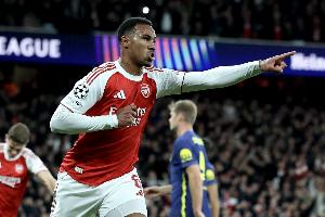 加布里埃尔：很高兴我们今天拿到了3分，萨利巴和拉亚表现出色 - 资讯配图