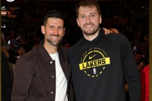 跨界联动！东契奇转发与德约科维奇合影： - 资讯配图