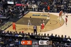 外线开炮！加兰弧顶借掩护命中三分 快船生涯首个运动战进球 - 资讯配图