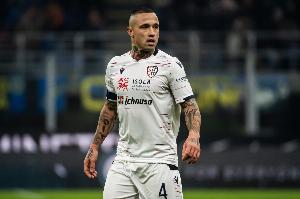 纳因戈兰:我比博格巴更强,他也就好了三年,而我从来没垮过 - 资讯配图