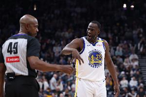 追梦：为啥NBA的一切都能摆在台面上 唯独裁判的事不能？ - 资讯配图