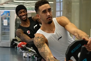 队内训练氛围大赏！广东官方社媒分享欢乐训练视频！ - 资讯配图