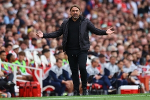 镜报独家：利兹主帅将对曼城一役染红上诉，并申请查看裁判录像 - 资讯配图