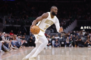 豪斯:曾以为绿军会打附加赛 布朗证明自己是最好的攻防一体球员 - 资讯配图