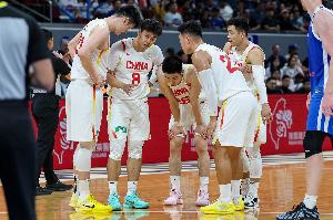 媒体人:中国男篮虽赢但仍有问题 下一战中国台北阵容深度会更厚 - 资讯配图