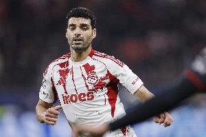 经纪人辟谣塔雷米准备退役回国:与实际不符 球员完全专注于踢球 - 资讯配图