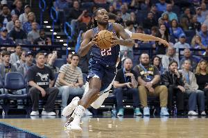 戴格诺特：华莱士处理球非常沉稳决策力很棒 我们需要他延续表现 - 资讯配图