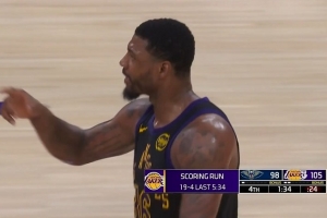 大心脏！斯玛特底角接球 三分命中帮助球队扩大领先 - 资讯配图