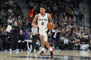 哈珀本赛季第2次单场20+且投篮命中率70%+ 与斯莫尔并列新秀最多 - 资讯配图