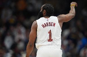 阿特金森：哈登在高强度对抗中保持了侵略性 摆脱防守能力非常棒 - 资讯配图