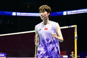 全英公开赛国羽首日6胜4负:石宇奇出局,陈雨菲、梁王组合过关 - 资讯配图