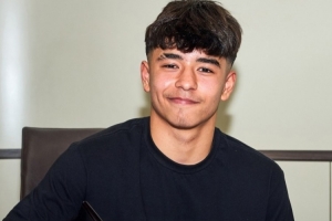 图片报:拜仁即将续约17岁天才青训麦孔·卡多佐,其上升势头迅猛 - 资讯配图