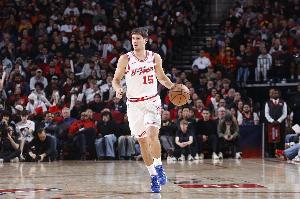 谢泼德已连续5场进至少4个三分 历史U21控卫第四人&比肩艾弗森等 - 资讯配图