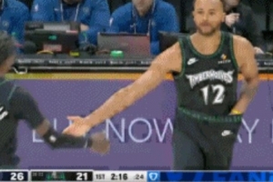 人气很高！李凯尔重回森林狼首秀 替补登场时主场观众起立鼓掌 - 资讯配图