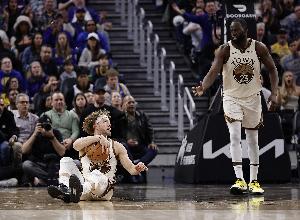 对年轻队友的要求标准?追梦:保持赢球习惯 要一直努力 - 资讯配图