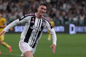 尤文跟队：弗拉霍维奇今日参加部分合练 - 资讯配图