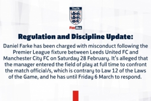 官方：英足总已指控利兹联主帅法尔克，他在对阵曼城赛后质询裁判 - 资讯配图