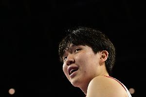 拓媒：G联盟大个子少 给杨瀚森带来的对抗很有限 还是尽量留在NBA - 资讯配图