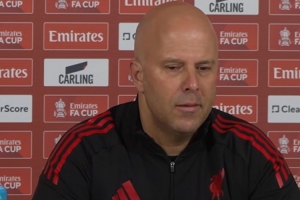 斯洛特：不太确定输球是否态度问题 大家都知道欧冠资格的重要性 - 资讯配图