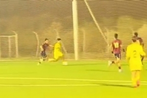 刘凯源突破下底送助攻，比利亚雷亚尔U16A队客场1-1战平莱万特 - 资讯配图