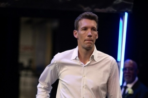 邓利维:上任时就知道要做很多艰难的决定 我始终忠于球队和老板 - 资讯配图