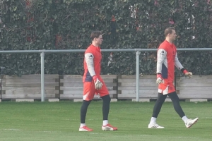 图片报：诺伊尔将在周六对阵门兴时复出，已经恢复健康 - 资讯配图